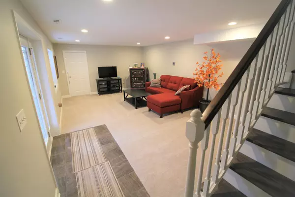 Powell, OH 43065,101 W Reindeer Drive