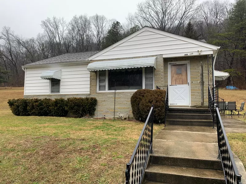 22140 OH-56, South Bloomingville, OH 43152