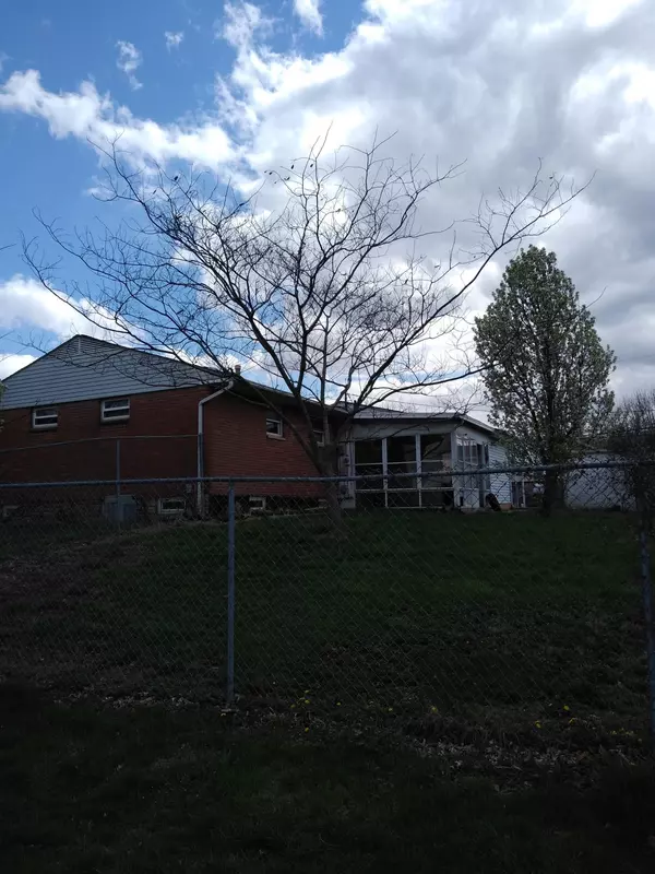 Columbus, OH 43207,2923 Lee Ellen Place