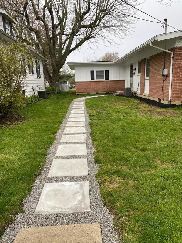 London, OH 43140,83 Chandler Avenue