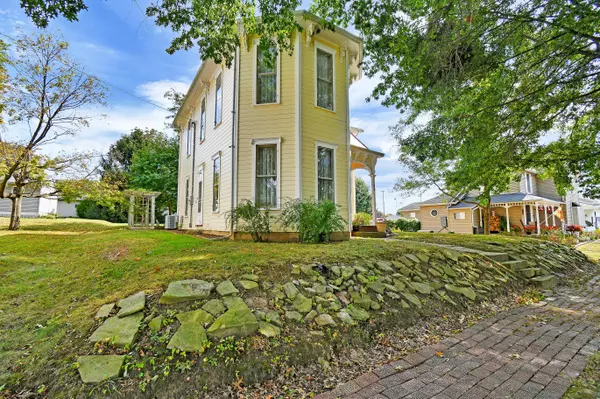 Thornville, OH 43076,96 S Church Street