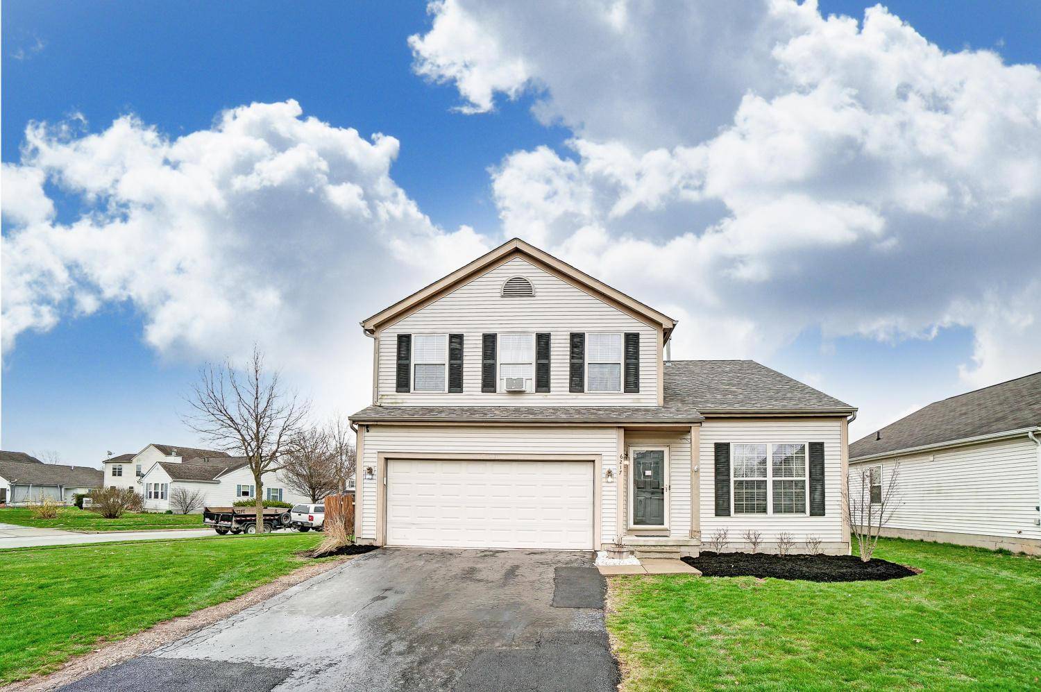 6217 Plumfield Drive, Canal Winchester, OH 43110