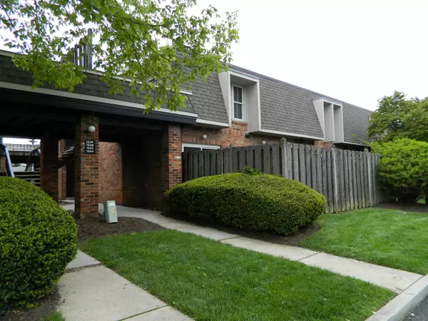 1544 Lafayette Drive #A, Upper Arlington, OH 43220