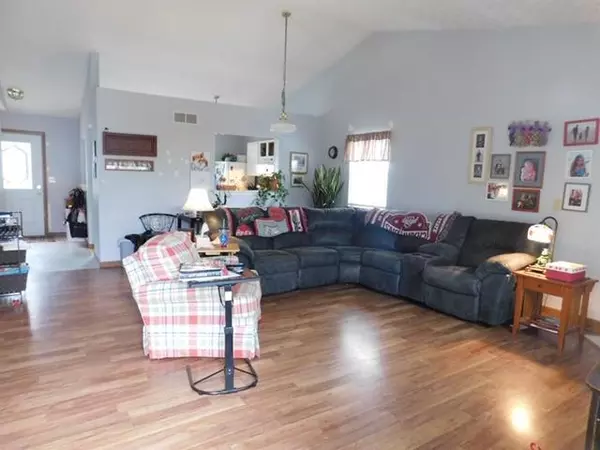 London, OH 43140,1073 Margate Circle