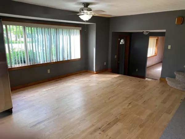 London, OH 43140,5805 Kiousville Georgesvill Road