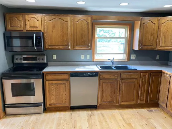 London, OH 43140,5805 Kiousville Georgesvill Road