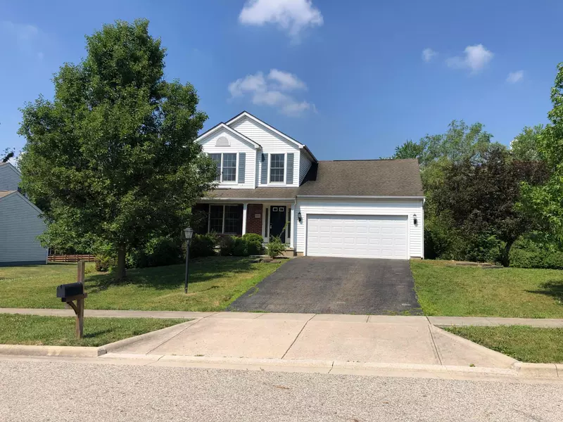 1073 Oxford Drive, Pataskala, OH 43062