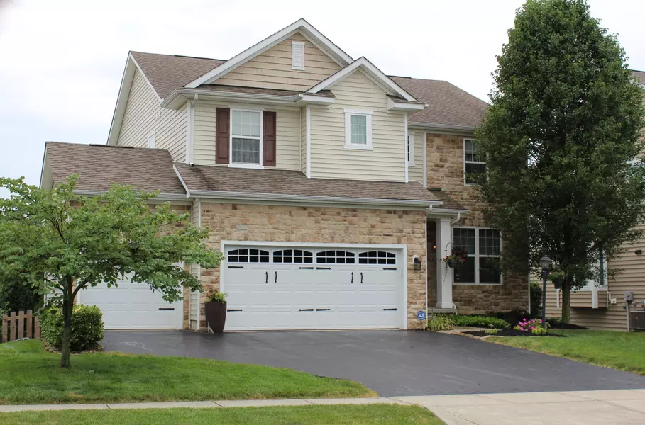 121 Fox Glen Drive, Pickerington, OH 43147