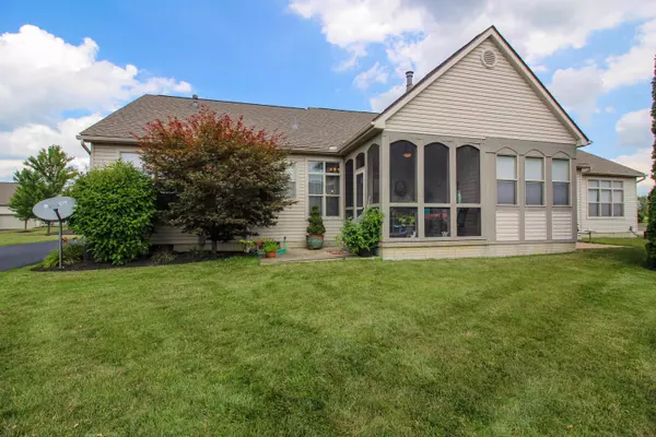 152 Pebble Creek Drive, Etna, OH 43062