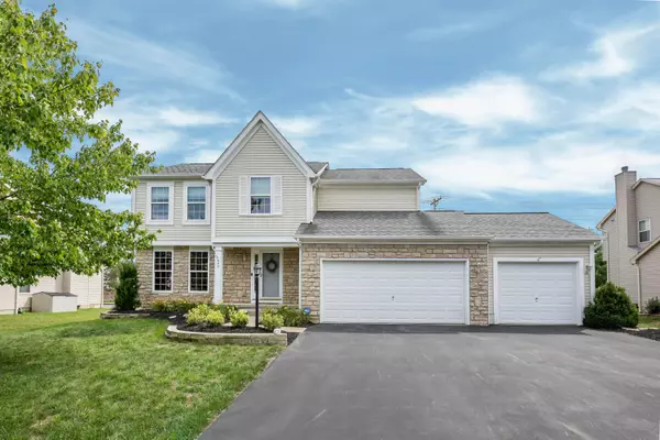 697 Manchester Circle, Pickerington, OH 43147