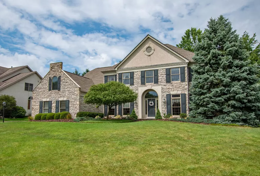 6535 Spinnaker Drive, Lewis Center, OH 43035