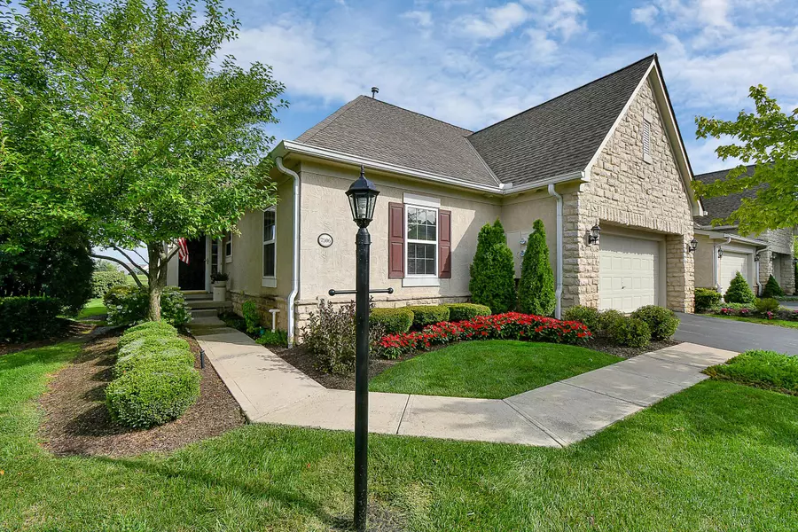 7506 Deer Valley Crossing, Powell, OH 43065