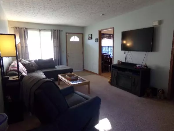 London, OH 43140,421 Buckingham Drive