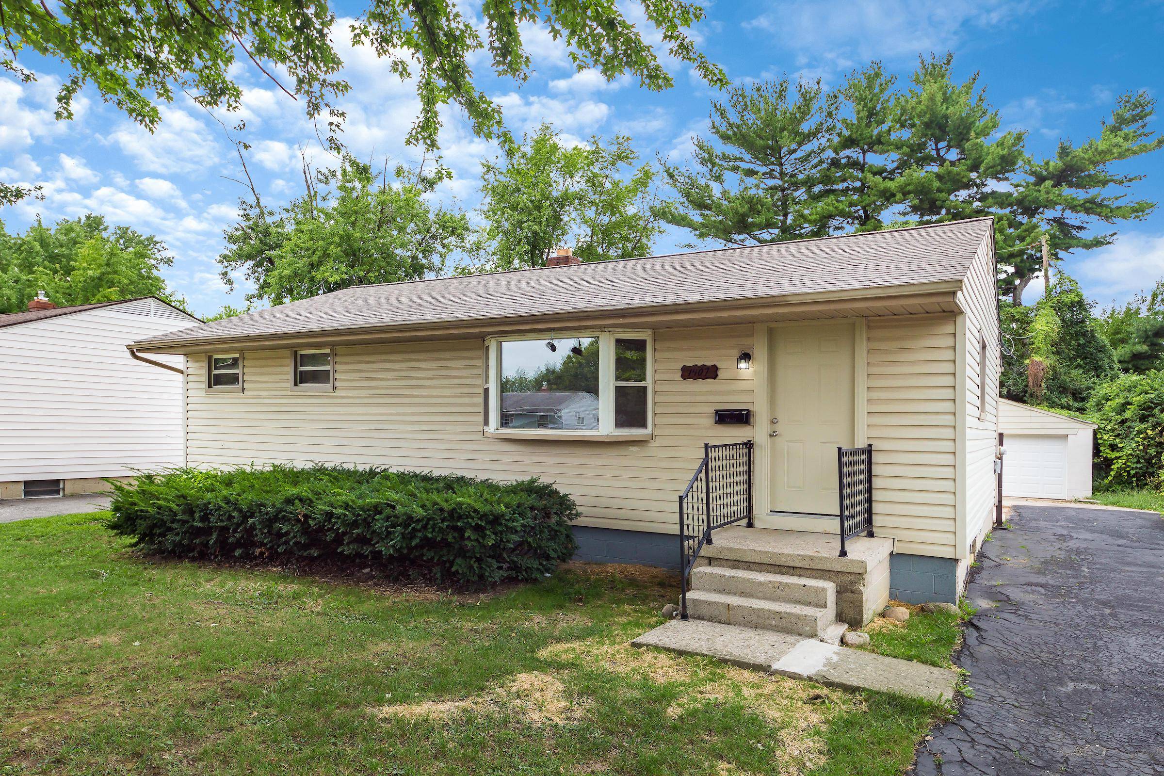 Columbus, OH 43227,1407 Vilardo Lane