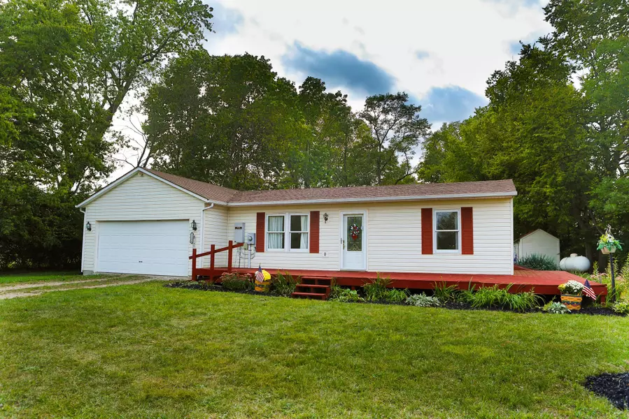 11350 Kiousville-Palestine Road, Mount Sterling, OH 43143