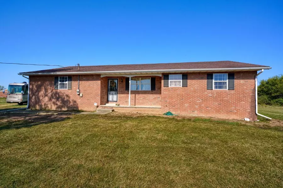 12761 US Highway 62, Mount Sterling, OH 43143