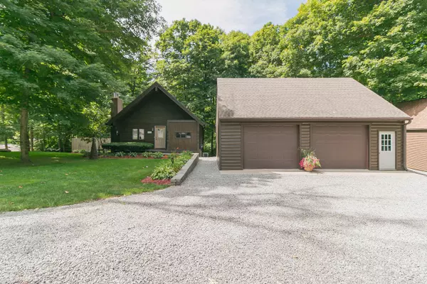 1018 Alpine Valley Road Road,  Zanesfield,  OH 43360