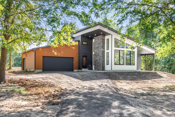 Hebron, OH 43025,8239 Gale Road