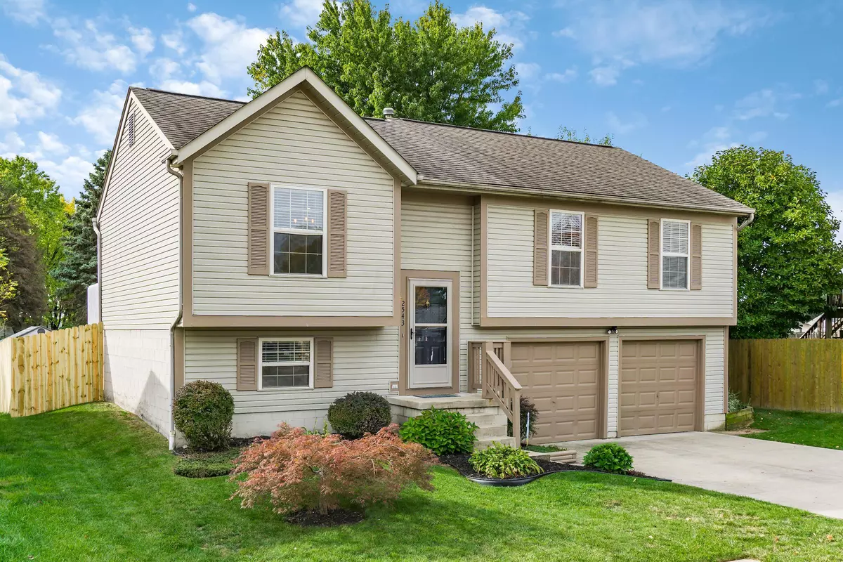 Obetz, OH 43207,2543 Bridlewood Court