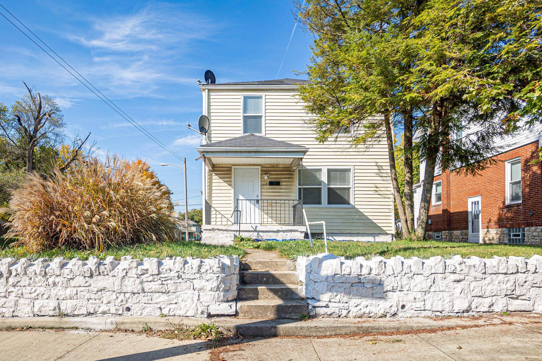 1187 Oakwood Avenue, Columbus, OH 43206