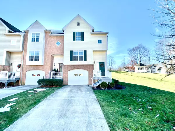 Athens, OH 45701,24 Westfield Place