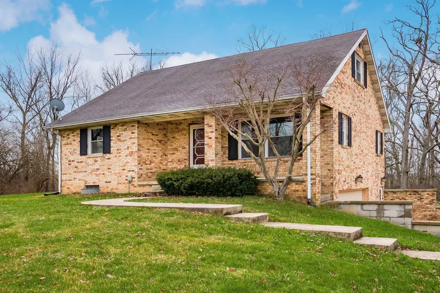 13745 Crownover Mill Road, Mount Sterling, OH 43143