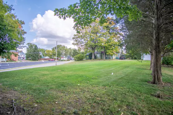 Mount Gilead, OH 43338,153 E Marion St Street