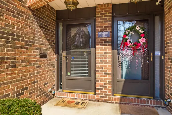 Upper Arlington, OH 43220,4578 Carriage Hill Lane #4578