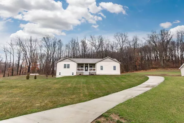 570 Eric Drive, Newark, OH 43055