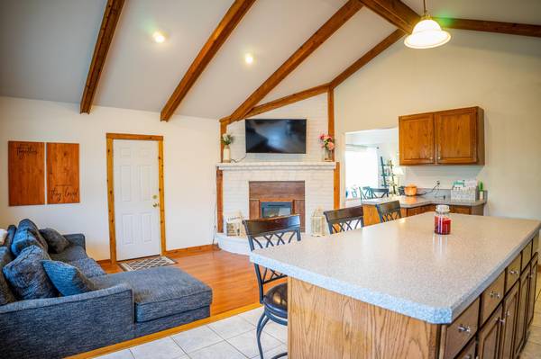 465 Taylor Blair Road,  West Jefferson,  OH 43162