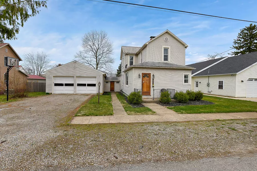 105 1st Street, Pleasantville, OH 43148