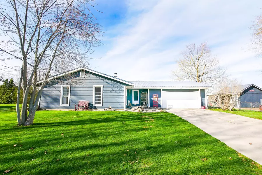 109 Wesley Drive, Green Camp, OH 43322