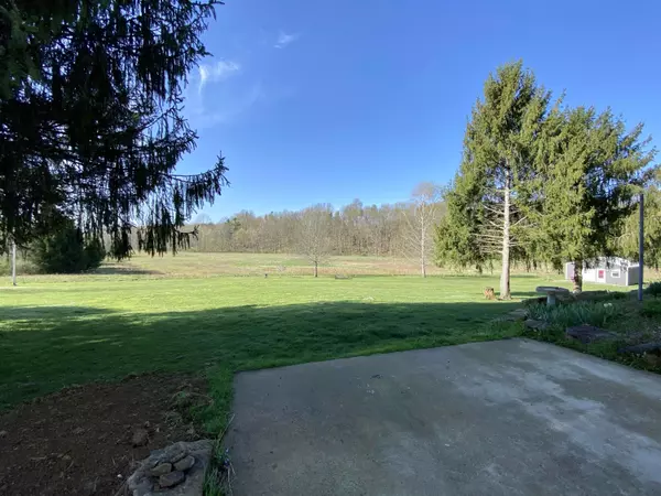 Junction City, OH 43748,4945 Pen Road