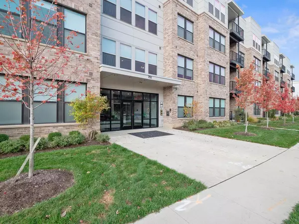 Columbus, OH 43215,751 N 6th Street #204