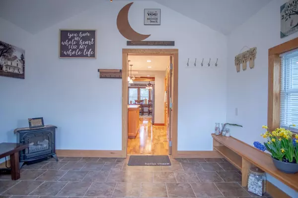 Mount Gilead, OH 43338,5934 Market Street