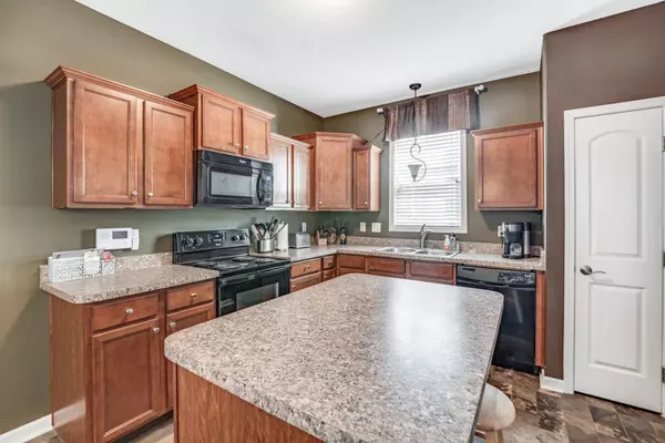 Grove City, OH 43123,2498 Hickory Pine Lane