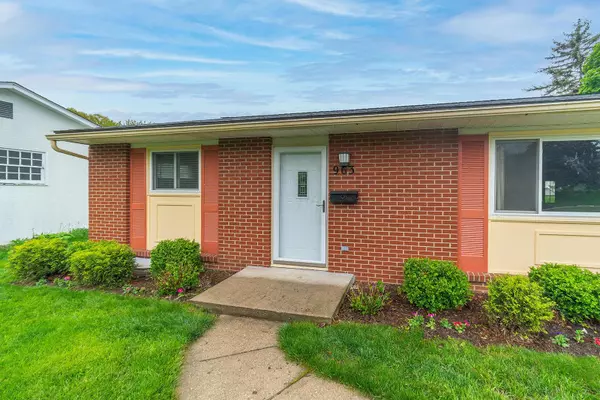 Columbus, OH 43220,963 Amberly Place