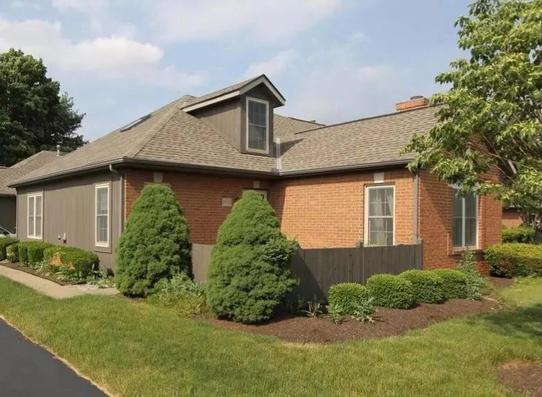 Columbus, OH 43235,2624 Trotterslane Drive