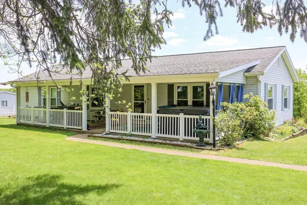 6139 County Road 11, New Lexington, OH 43764