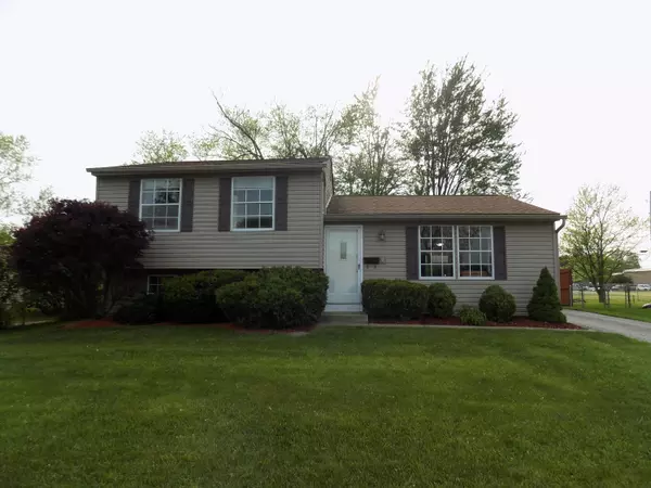 3679 Christopher Place, Grove City, OH 43123