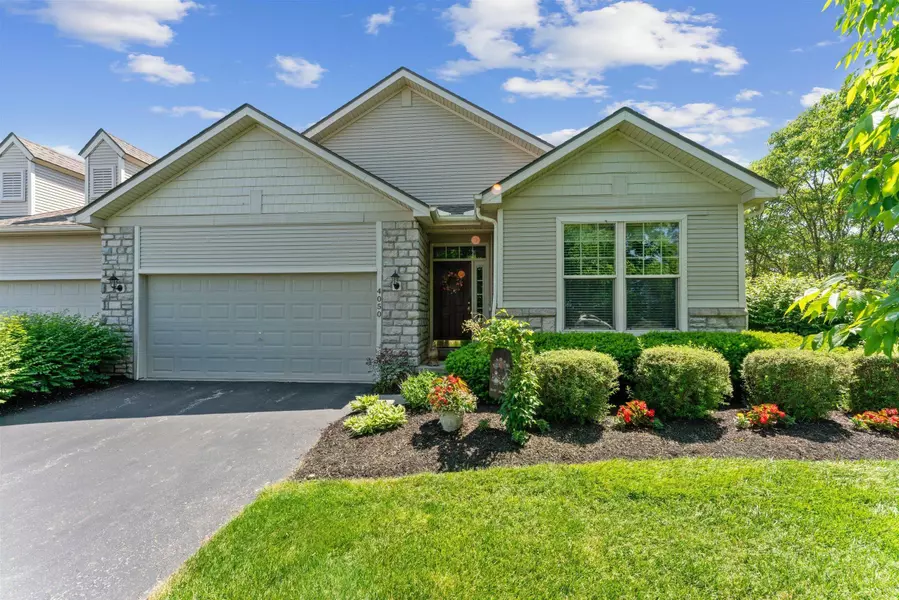 4050 Coventry Manor Way, Hilliard, OH 43026