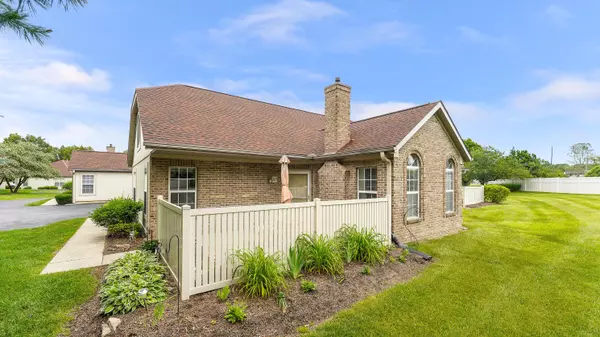 285 Pointe Place Place, Westerville, OH 43082