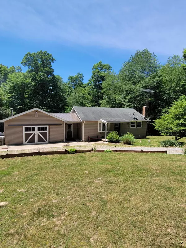 1575 Logan Thornville Road, Rushville, OH 43150