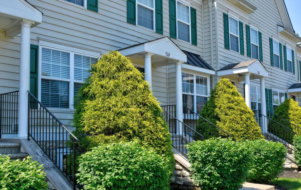 New Albany, OH 43054,7169 Steel Dust Drive #27-716