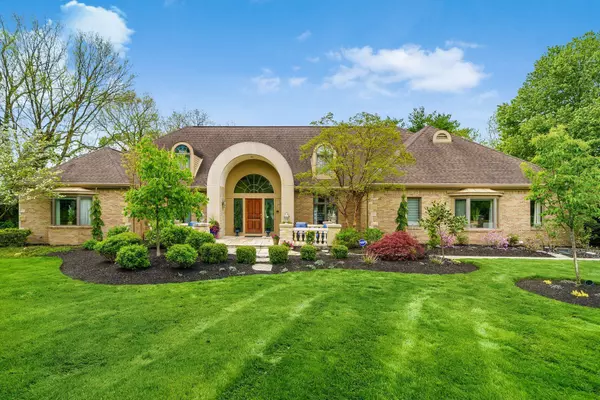 4347 Sawmill Road, Upper Arlington, OH 43220