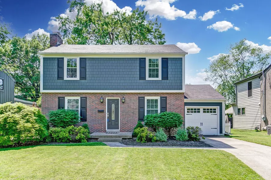 2537 Chester Road, Upper Arlington, OH 43221