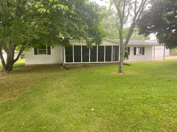 11973 Woodview Lane, Fredericktown, OH 43019