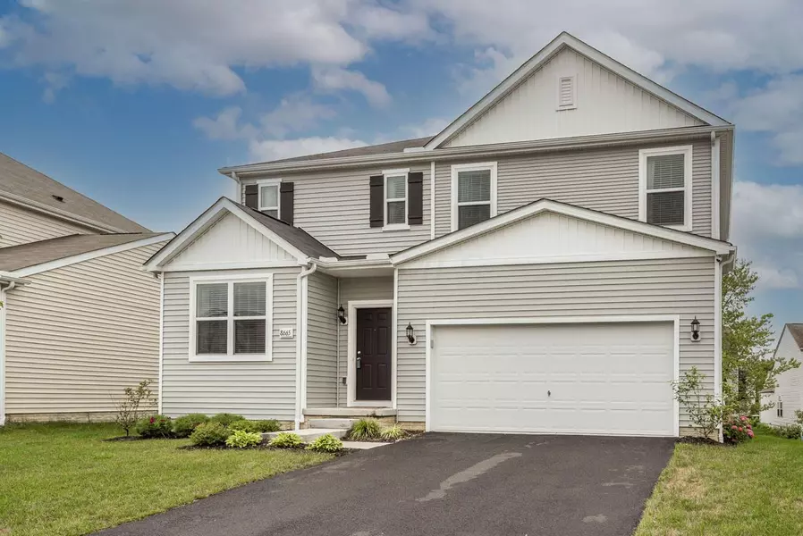 8665 Conestoga Valley Drive, Blacklick, OH 43004