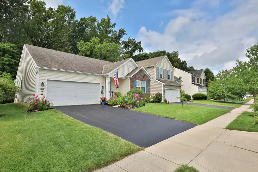 271 Kastlekove Drive, Lewis Center, OH 43035