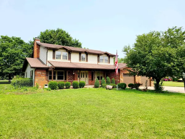 328 Cloverleaf Lane, Washington Court House, OH 43160